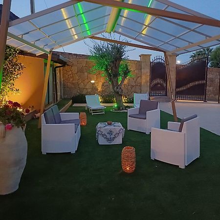 Casa Maya Brucoli Luaran gambar