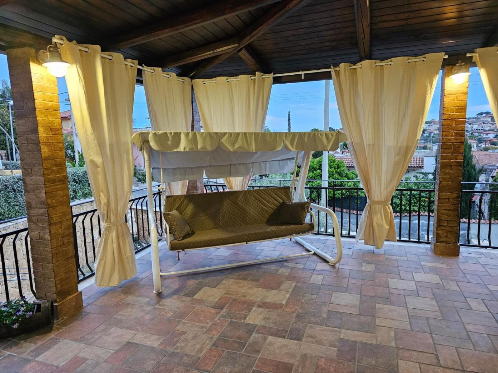 Casa Maya Brucoli Luaran gambar