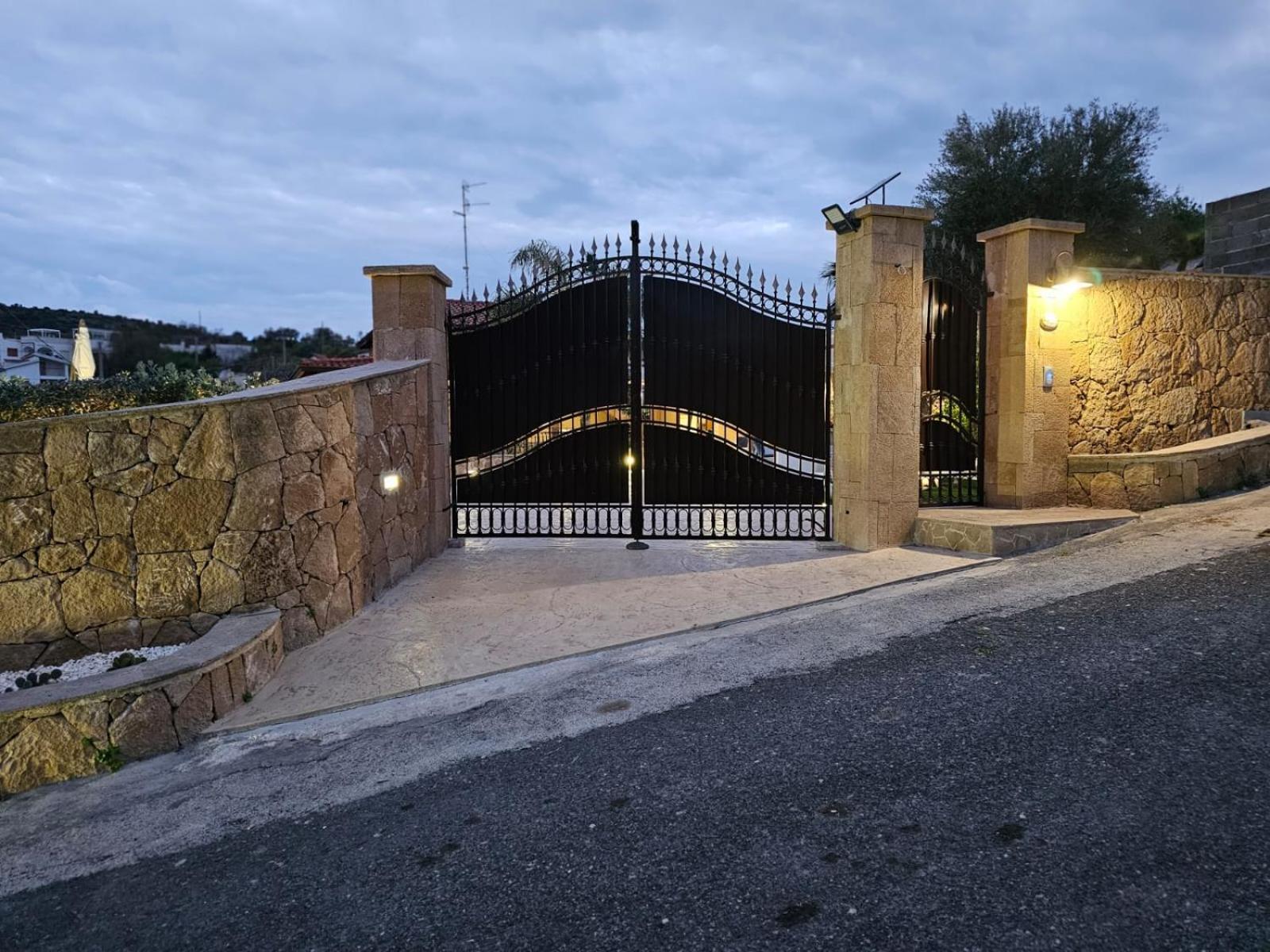 Casa Maya Brucoli Luaran gambar