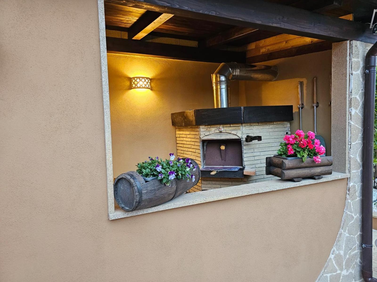 Casa Maya Brucoli Luaran gambar