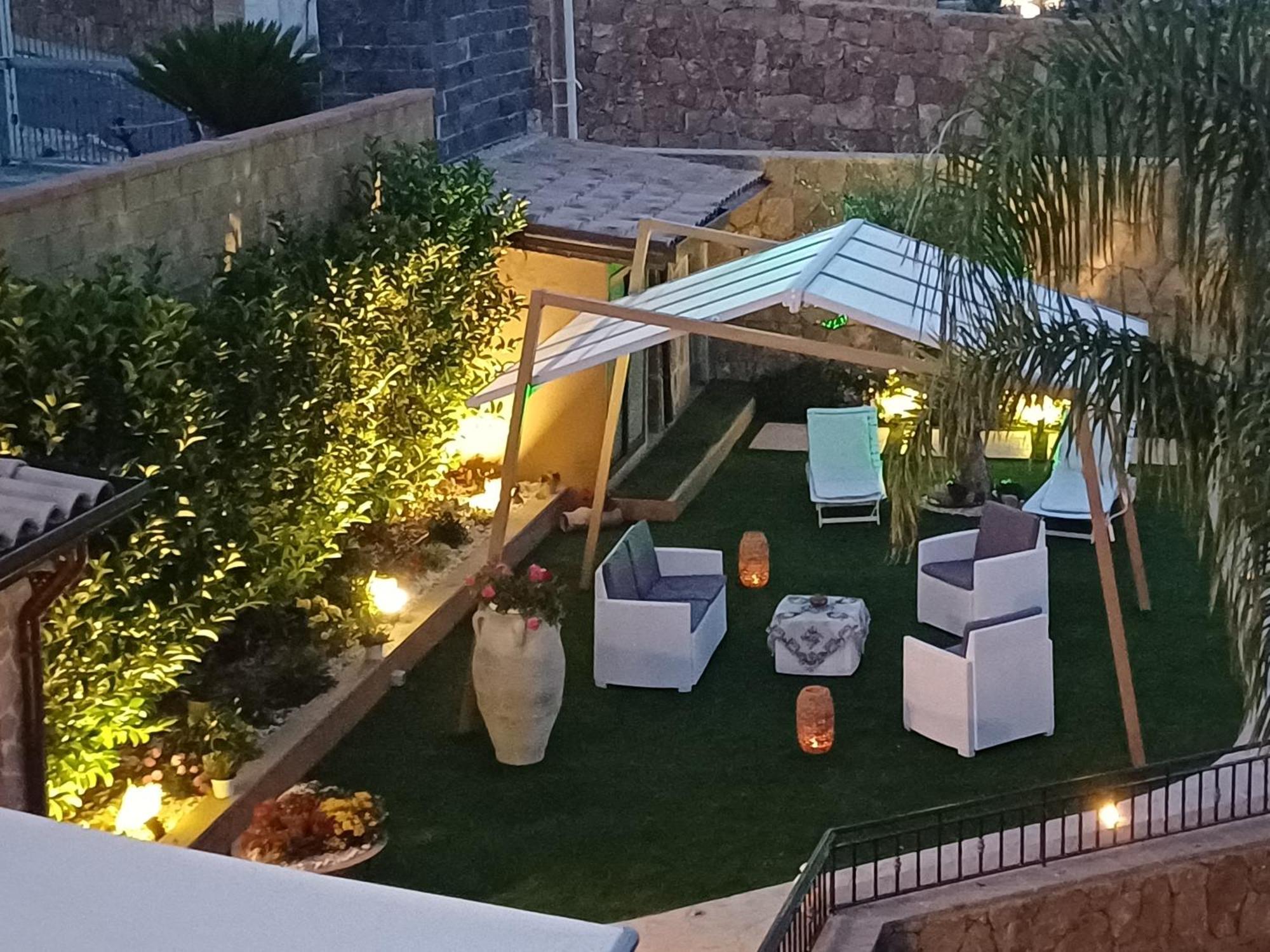 Casa Maya Brucoli Luaran gambar