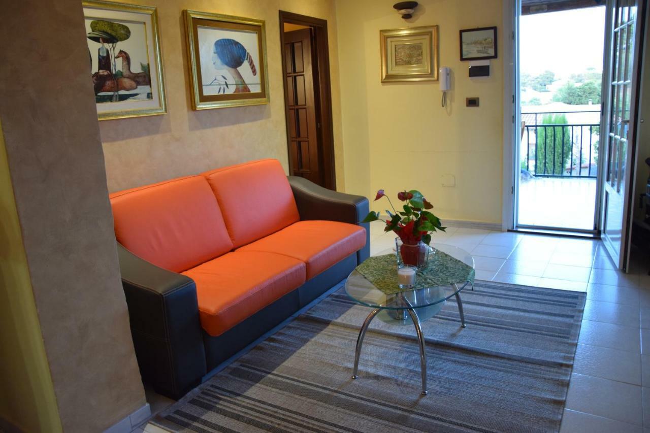 Casa Maya Brucoli Luaran gambar